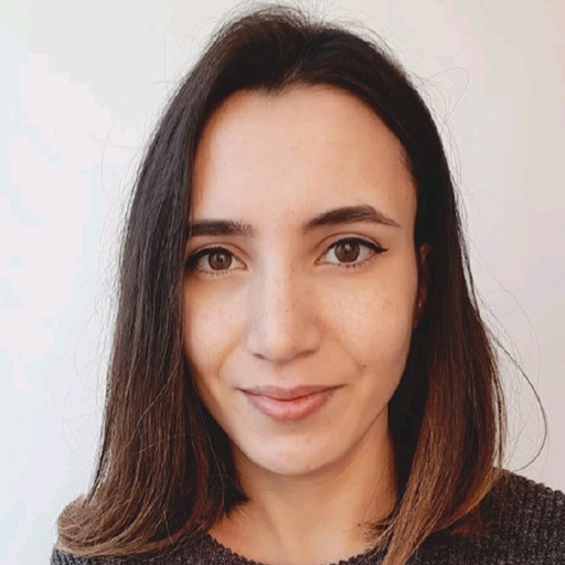 Roxana D. profile picture